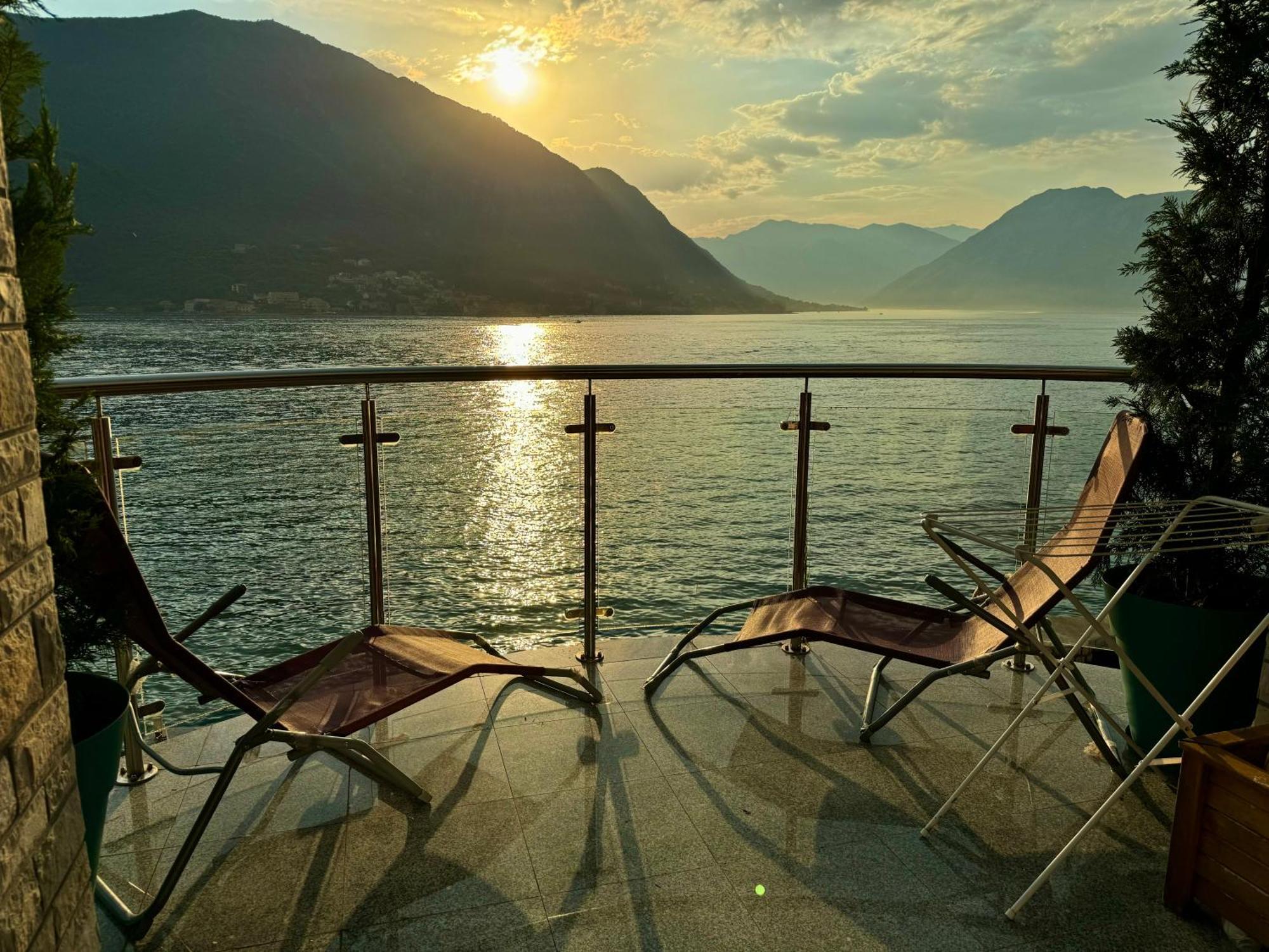 Aparthotel Maxim Kotor Ngoại thất bức ảnh